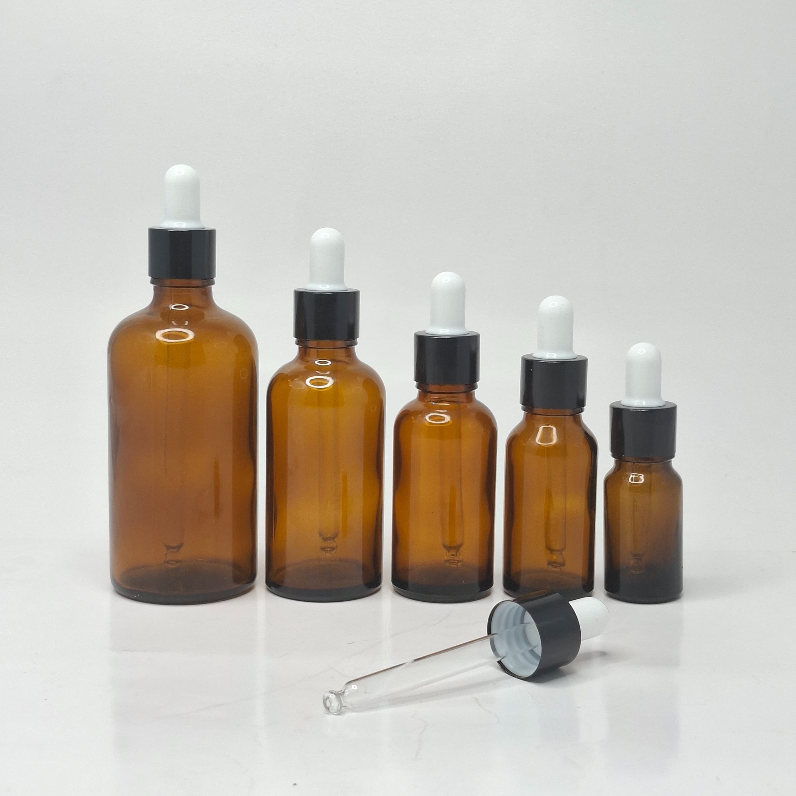 Main image of Amber Glass Serum Bottle - Black/White