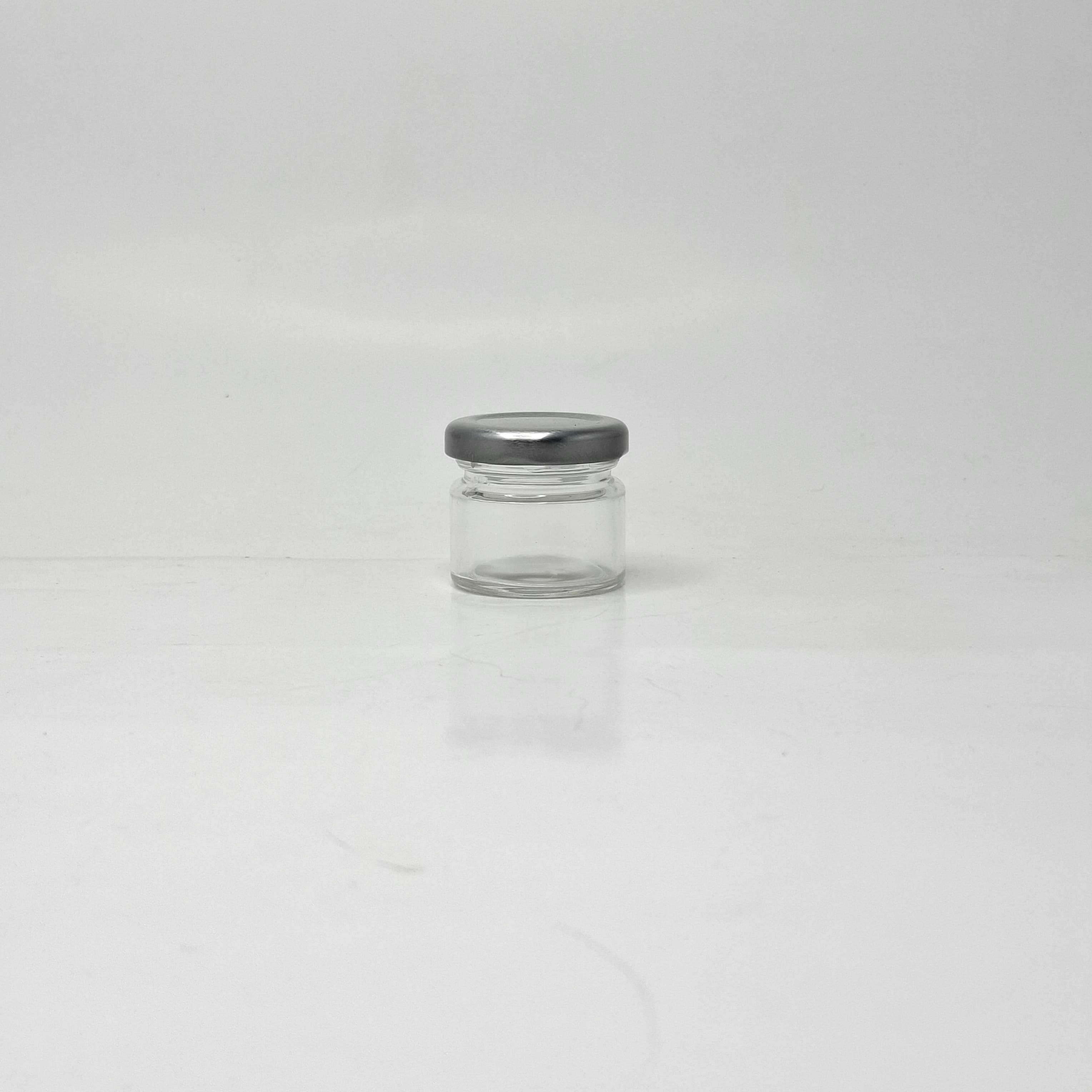 Main image of 30ml (1oz) Glass jar - Silver Lid