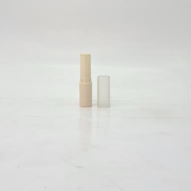 3.5g Lip barm / Lip stick - Ivory colour