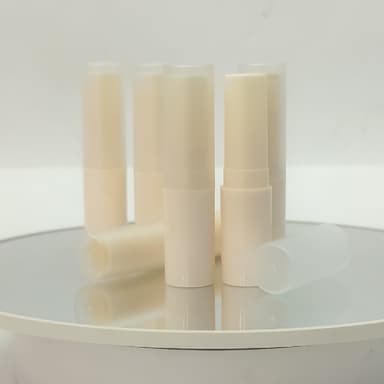 3.5g Lip barm / Lip stick - Ivory colour