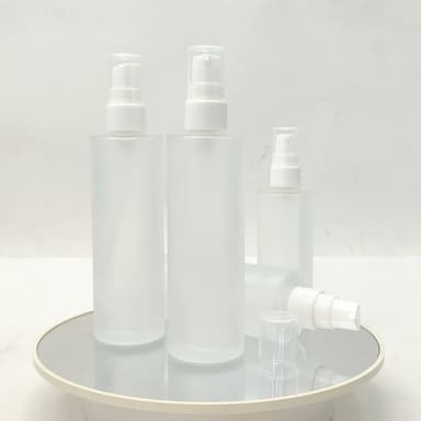 100 ml Frosted Glass Bottle - White Drop Pump 